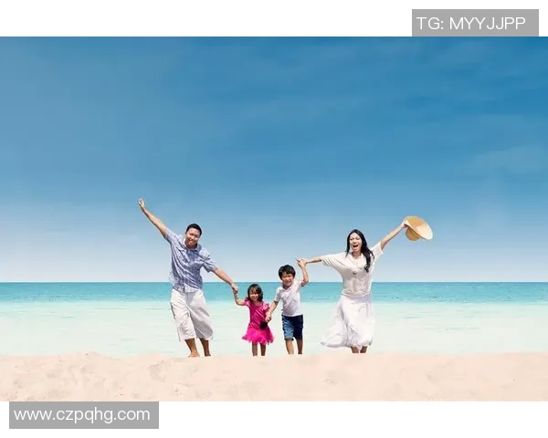 足球明星与亚洲女性的浪漫爱情故事揭示文化交融与家庭幸福的美好瞬间